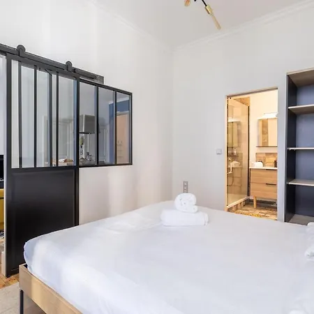Le Louvre - Proche Thermes Chic & Douillet Apartament Royat
