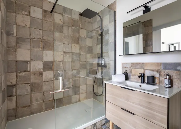 Apartamento Le Louvre - Proche Thermes Chic & Douillet *